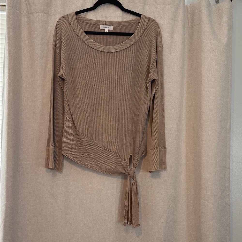 Red Dress Boutique Women's Tan Tie-Front Top S